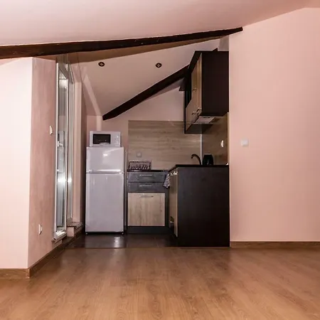 New Star * Burgas City